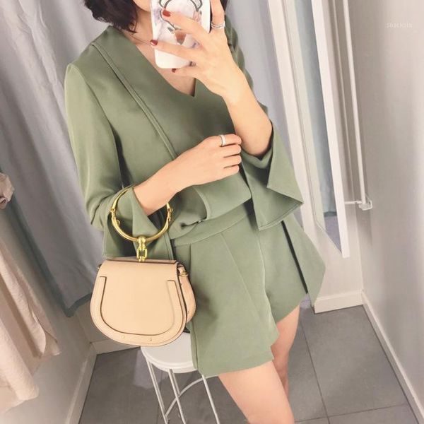 women's tracksuits 2021 women summer casual fashion temperament shirt feminine pure color female office suit costumes short sets, Gray
women's tracksuits 2021 women summer casual fashion temperament shirt feminine pure color female office suit costumes short sets, Gray