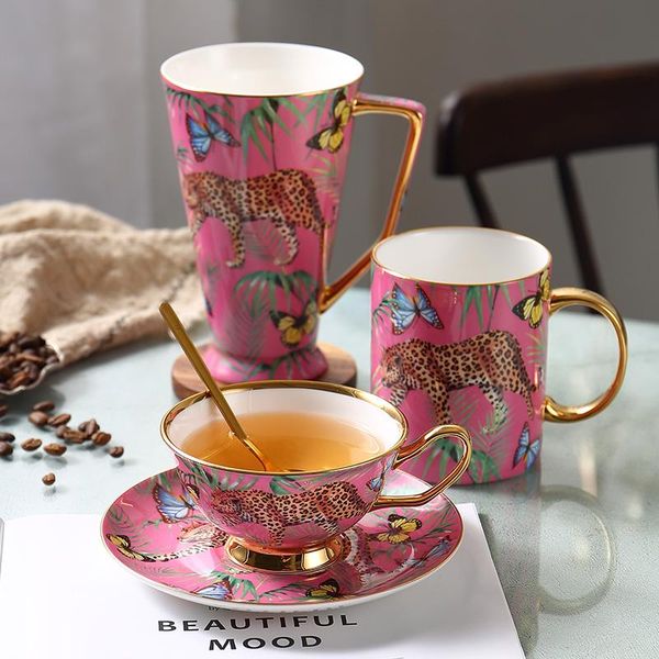 mugs creative pink bone china mug leopard forest cheetah ceramic coffee cup milk water afternoon tea party drinking home drinkware
mugs creative pink bone china mug leopard forest cheetah ceramic coffee cup milk water afternoon tea party drinking home drinkware