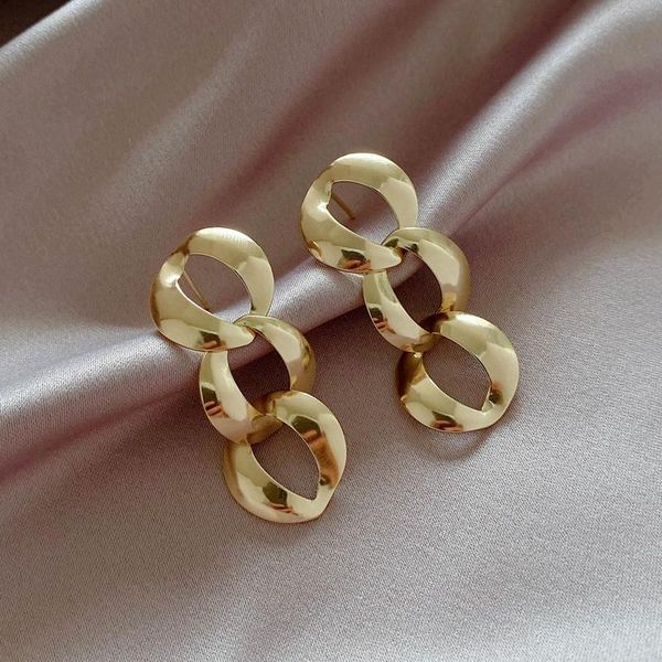 stud earrings for women 2021 fashion jewelry earings simplicity metal chain shape trendy charming, Golden;silver
stud earrings for women 2021 fashion jewelry earings simplicity metal chain shape trendy charming, Golden;silver