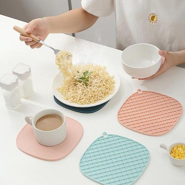 mats & pads multifunction simple shaped insulation pot mat soft rubber dishes cup pad table placemats for kitchen accessories
mats & pads multifunction simple shaped insulation pot mat soft rubber dishes cup pad table placemats for kitchen accessories