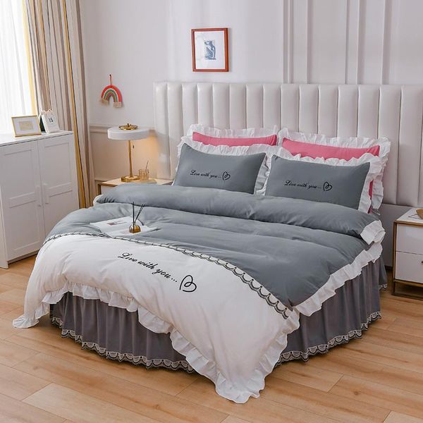 bedding sets round bed 4 pcs/set 100% cotton embroidery edge pillowcase & duvet cover fitted sheet and skirt 200cm 220cm
bedding sets round bed 4 pcs/set 100% cotton embroidery edge pillowcase & duvet cover fitted sheet and skirt 200cm 220cm
