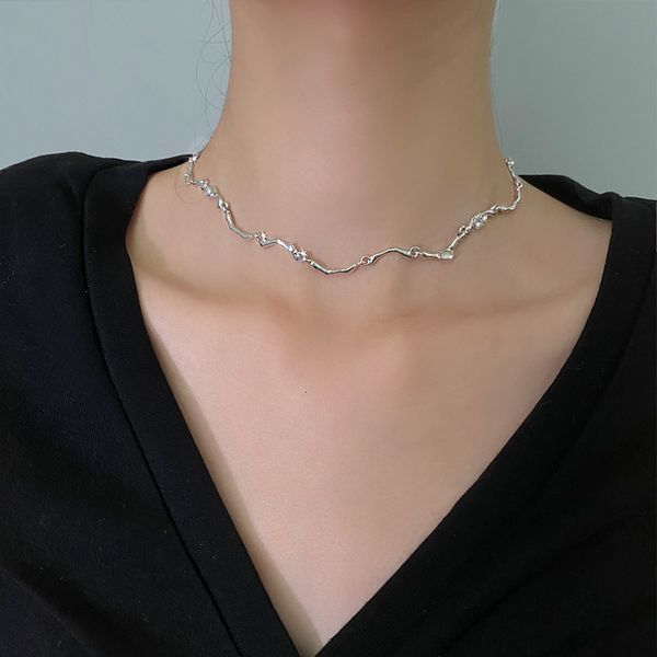 pendant necklac fashion dign simple inlaid diamond geometric curved necklace indifference temperament net red neck chain pendant female, Silver
pendant necklac fashion dign simple inlaid diamond geometric curved necklace indifference temperament net red neck chain pendant female, Silver