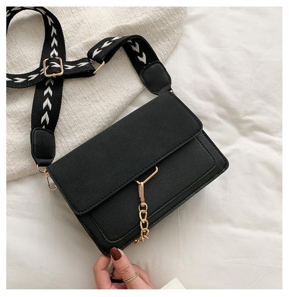 evening bags 2021 brand women's designer crossbody bag fashion casual small square wild solid color high quality
evening bags 2021 brand women's designer crossbody bag fashion casual small square wild solid color high quality