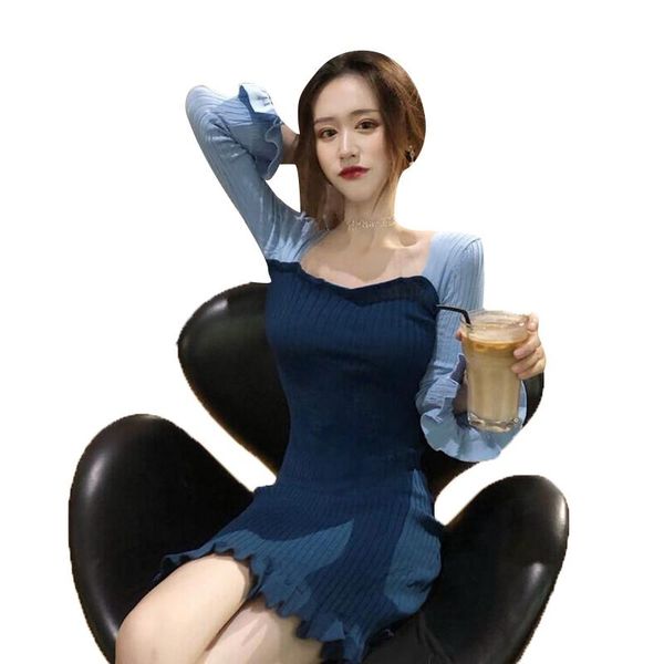 casual dresses women dress slim knitted square collar flared sleeves backless 2021 autumn korean, Black;gray
casual dresses women dress slim knitted square collar flared sleeves backless 2021 autumn korean, Black;gray
