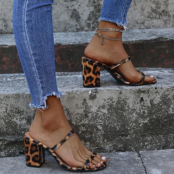selling fashion amazon women's slippers 2021 summer new plus size women's thick heel high heel slippers, Black
selling fashion amazon women's slippers 2021 summer new plus size women's thick heel high heel slippers, Black
