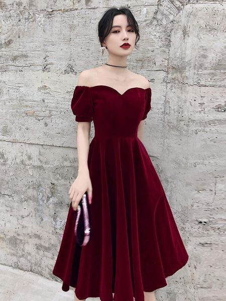 party dresses burgundy short cocktail 2021 off shoulder prom velvet women formal night vestidos de gala graduation gowns, White;black
party dresses burgundy short cocktail 2021 off shoulder prom velvet women formal night vestidos de gala graduation gowns, White;black