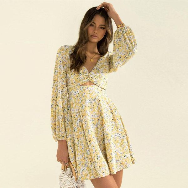 casual dresses women fashion party dress 2021 autumn vintage v neck hollow print lady elegant long-sleeved female mini, Black;gray
casual dresses women fashion party dress 2021 autumn vintage v neck hollow print lady elegant long-sleeved female mini, Black;gray