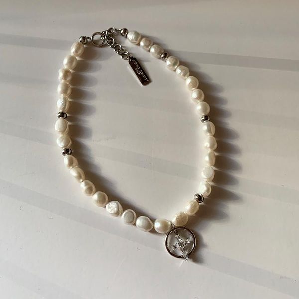 chokers baroque pearl chain crystal cross pendant choker necklace jesus vintage rhinestone bead link charm jewelry, Golden;silver
chokers baroque pearl chain crystal cross pendant choker necklace jesus vintage rhinestone bead link charm jewelry, Golden;silver