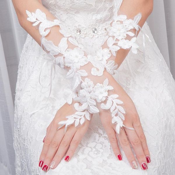 bridal gloves fashion lace appliqued pearl decoration wedding dress glove elegant mitts accessories, White
bridal gloves fashion lace appliqued pearl decoration wedding dress glove elegant mitts accessories, White