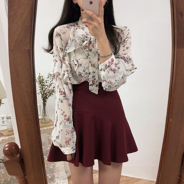 spring shirts women blouses cute sweet girls black white floral printed ruffled bow tie shirt japan styel kg-15
spring shirts women blouses cute sweet girls black white floral printed ruffled bow tie shirt japan styel kg-15