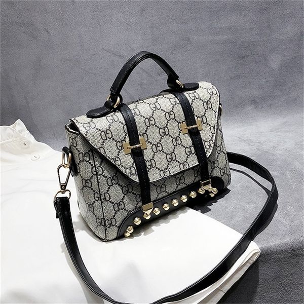sale 90% off fashion rivet portable small square bag autumn and winter new trend single shoulder foreign style messenger
sale 90% off fashion rivet portable small square bag autumn and winter new trend single shoulder foreign style messenger