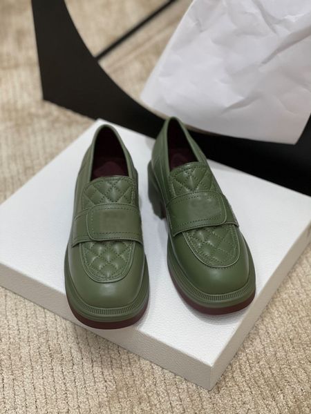loafers lambskin shoes luxury designer women leather outdoor shoe single shoes, Black
loafers lambskin shoes luxury designer women leather outdoor shoe single shoes, Black