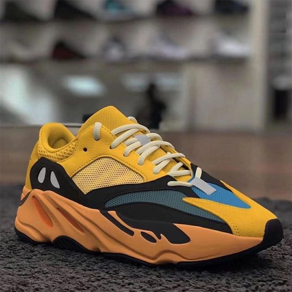 2021 designer shoes 500 mens dirty shoe 700 soft vision stone bone white utility black moon yellow reflective men women outdoor sneakers tra
2021 designer shoes 500 mens dirty shoe 700 soft vision stone bone white utility black moon yellow reflective men women outdoor sneakers tra