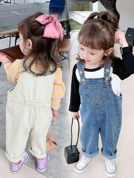2020 girls' autumn wear new wide leg korean children's jeans carrying pants, Blue
2020 girls' autumn wear new wide leg korean children's jeans carrying pants, Blue