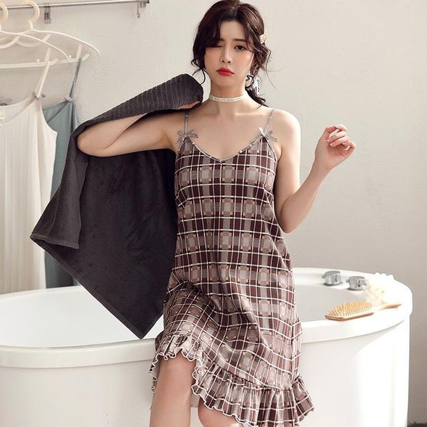 women's sleepwear multi-color cotton homewear nightdress female summer simple print sling plaid princess style thin knee-length strap n, Black;red
women's sleepwear multi-color cotton homewear nightdress female summer simple print sling plaid princess style thin knee-length strap n, Black;red