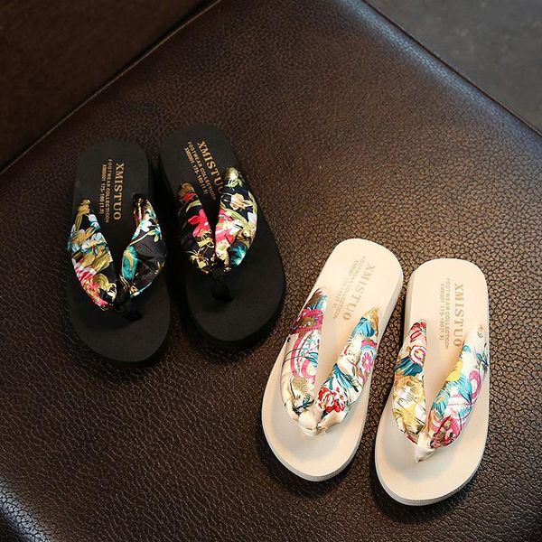 slipper summer children woman girls casual slippers flip-flops non-slip satin printing candy color parent-child vacation beach sandals, Black;grey
slipper summer children woman girls casual slippers flip-flops non-slip satin printing candy color parent-child vacation beach sandals, Black;grey