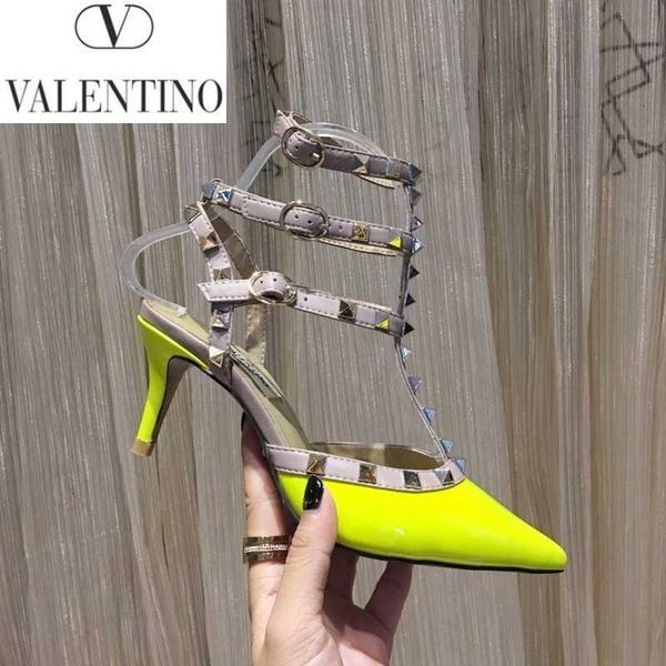 heels pumps shoes high designer sandals slippers mules slides luxury loafers ballerinas sneakers dress brand women bomw, Black;white
heels pumps shoes high designer sandals slippers mules slides luxury loafers ballerinas sneakers dress brand women bomw, Black;white