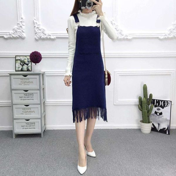 popular korean skirt and sleeveless winter women's 2019 mid length new one-step suspender knitted dress autumn hot, White;black
popular korean skirt and sleeveless winter women's 2019 mid length new one-step suspender knitted dress autumn hot, White;black