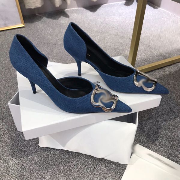 2021 good quality fashion women luxurys designers shoes designer sandals womens luxury high heels sandal dress shoess with box size 35-41 -h, Black
2021 good quality fashion women luxurys designers shoes designer sandals womens luxury high heels sandal dress shoess with box size 35-41 -h, Black