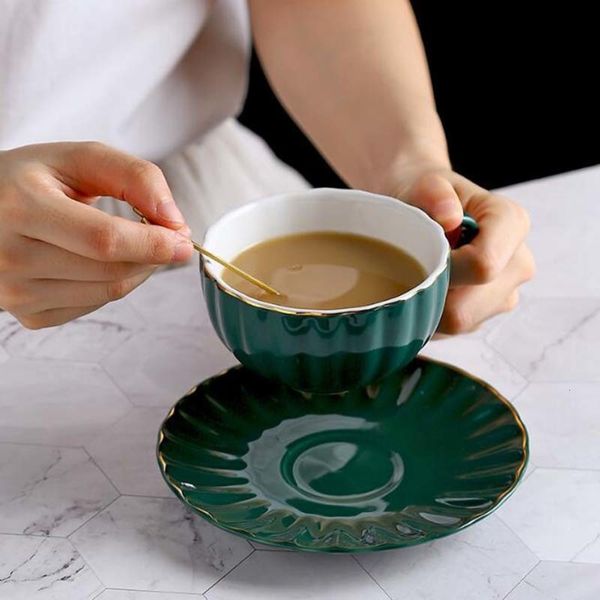 high-grade ceramic coffee cups saucer coffee cup box set simple european style mug cappuccino flower cups 220 ml latte cup
high-grade ceramic coffee cups saucer coffee cup box set simple european style mug cappuccino flower cups 220 ml latte cup