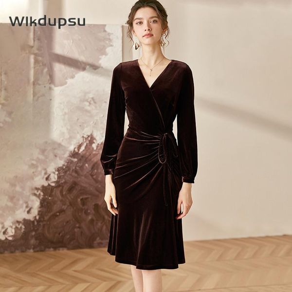 casual dresses velvet dress women elegant vintage autumn winter long sleeve v neck retro midi high waist office ladies vestidos plus size, Black;gray
casual dresses velvet dress women elegant vintage autumn winter long sleeve v neck retro midi high waist office ladies vestidos plus size, Black;gray