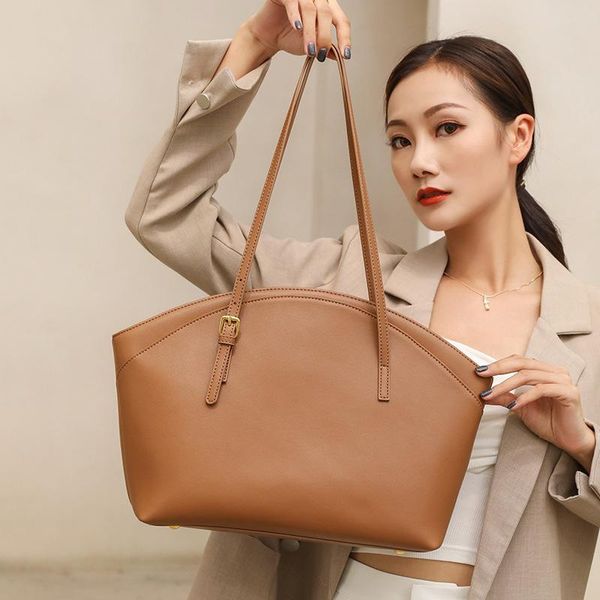 evening bags fashion women handbags solid aunt shoulder large-capacity tote shell ladies
evening bags fashion women handbags solid aunt shoulder large-capacity tote shell ladies