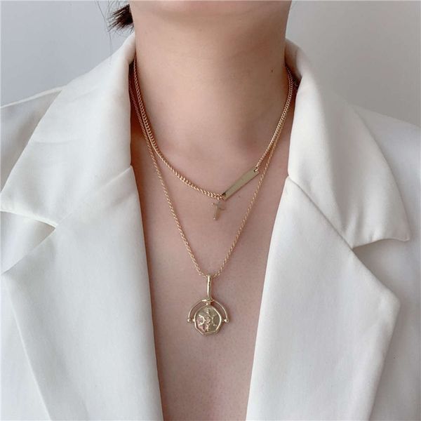 hbp fashion new korean metal choker double layer collar bone chain square brand cross pu fan pendant necklace for women, Silver
hbp fashion new korean metal choker double layer collar bone chain square brand cross pu fan pendant necklace for women, Silver