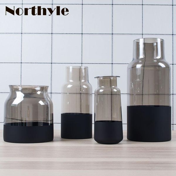 vases industry style dull polish bottom glass vase for home decoration flower wedding bottle
vases industry style dull polish bottom glass vase for home decoration flower wedding bottle
