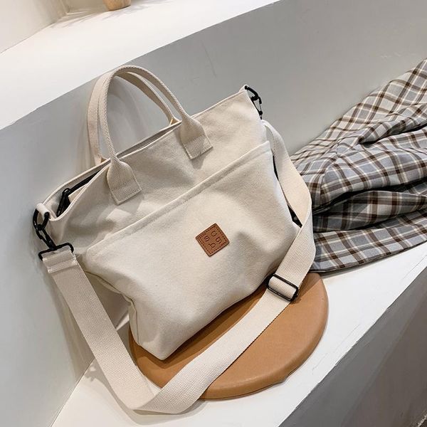 evening bags fashion designer ladies canvas portable messenger bag simple large capacity casual female handbag 2021
evening bags fashion designer ladies canvas portable messenger bag simple large capacity casual female handbag 2021