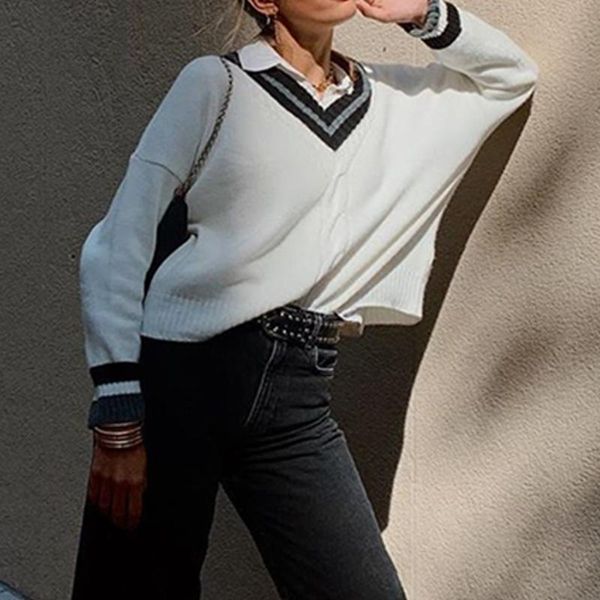 fashion autumn and winter v-neck solid colors knitted women's loose sweater casual long sleeve pullover jumper knitwear#35, White;black
fashion autumn and winter v-neck solid colors knitted women's loose sweater casual long sleeve pullover jumper knitwear#35, White;black