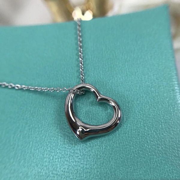 shijia love necklace alloy smooth love necklace hollow out diamond heart pendant simple clavicle chain female, Silver
shijia love necklace alloy smooth love necklace hollow out diamond heart pendant simple clavicle chain female, Silver