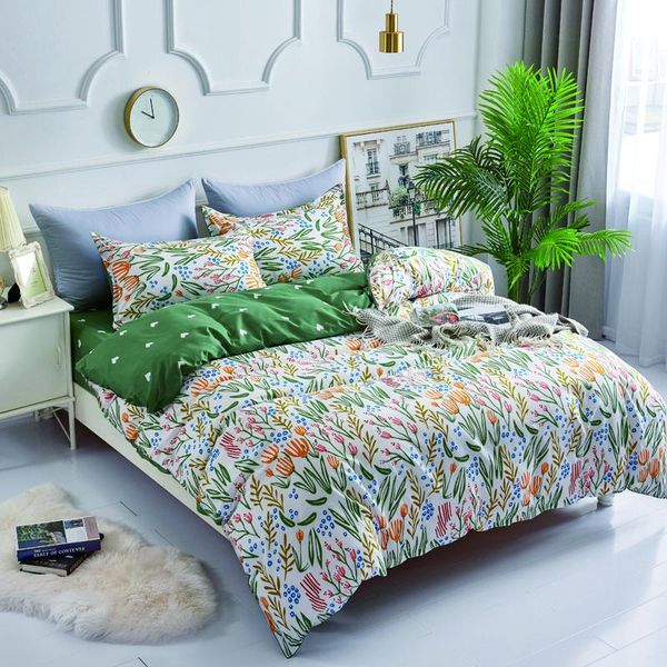2021new floral style comforter bedding set 3/4pcs bedclothes sets bed linings duvet cover bed sheet pillowcases
2021new floral style comforter bedding set 3/4pcs bedclothes sets bed linings duvet cover bed sheet pillowcases