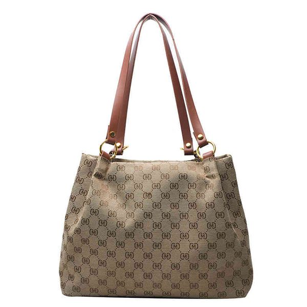 classic contrast bag women's winter new print contrast large capacity tote bag fashion single shoulder messenger bag purse
classic contrast bag women's winter new print contrast large capacity tote bag fashion single shoulder messenger bag purse