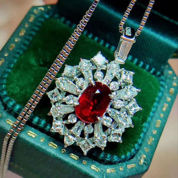european and american fashion high-end new european and american luxury elegant t square full diamond pendant tik tok live stream internet c, Silver
european and american fashion high-end new european and american luxury elegant t square full diamond pendant tik tok live stream internet c, Silver