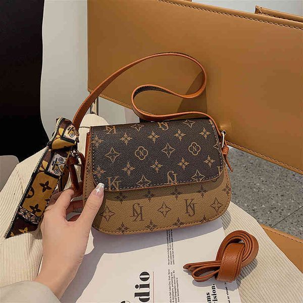 2022 factory outlet bag women new printed single shoulder messenger women's letter small square bag wide shoulder belt korean version n
2022 factory outlet bag women new printed single shoulder messenger women's letter small square bag wide shoulder belt korean version n