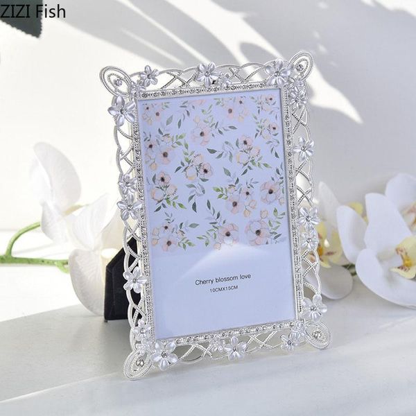 frames 6/7 inch floral border picture frame family portrait classical hollow out po tableornaments vintage home decor
frames 6/7 inch floral border picture frame family portrait classical hollow out po tableornaments vintage home decor