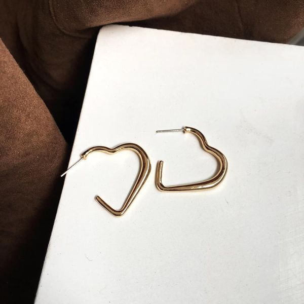 hoop & huggie s925 needle heart earrings selling sweet korean fashion jewelry metal alloy golden plating shiny love for women, Golden;silver
hoop & huggie s925 needle heart earrings selling sweet korean fashion jewelry metal alloy golden plating shiny love for women, Golden;silver
