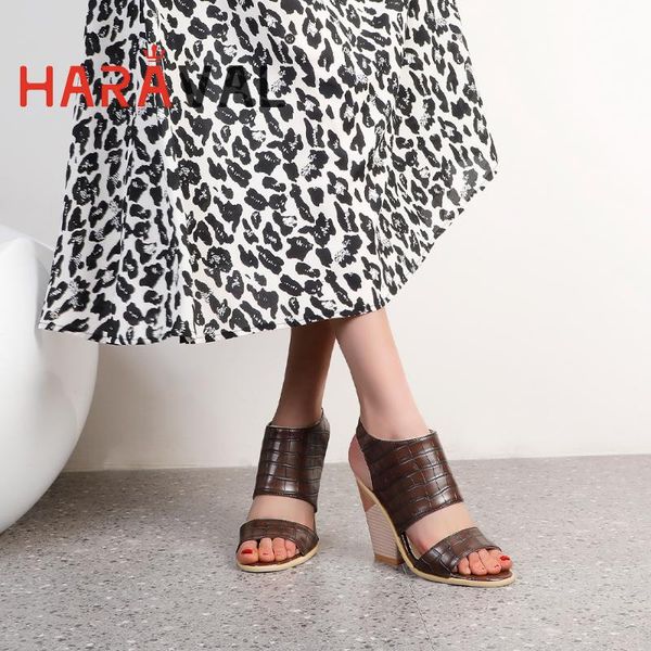 sandals haraval spring summer autumn women fashion genuine leather gladiator wedges sandal female casual shoes b42, Black
sandals haraval spring summer autumn women fashion genuine leather gladiator wedges sandal female casual shoes b42, Black