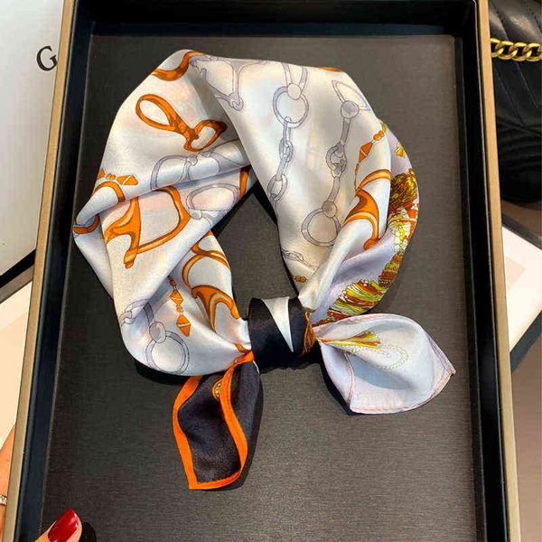 scarves spring 2022 53 small square female elegant korean mulberry fashion geometric printing silk decorative scarf, Blue;gray
scarves spring 2022 53 small square female elegant korean mulberry fashion geometric printing silk decorative scarf, Blue;gray