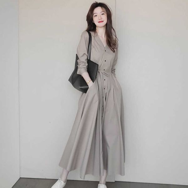 summer 2021 light mature french waist length skirt dign cold style women's shirt drs, Black;gray
summer 2021 light mature french waist length skirt dign cold style women's shirt drs, Black;gray