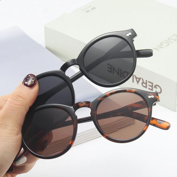sunglasses vintage round women small frame sun glasses for men brand designers eyewear uv400 lunette de soleil femme homme, White;black 
sunglasses vintage round women small frame sun glasses for men brand designers eyewear uv400 lunette de soleil femme homme, White;black