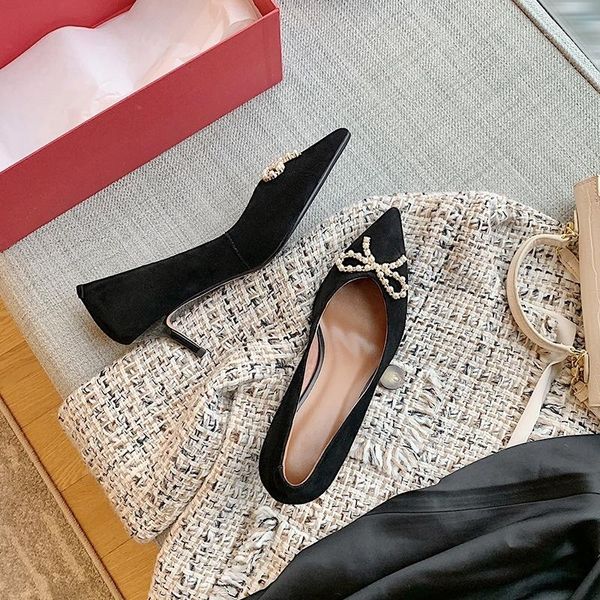 boots black high heeled shoes women's thin heel 2021 frosted sheep leather pointed mouth pearl bow mid
boots black high heeled shoes women's thin heel 2021 frosted sheep leather pointed mouth pearl bow mid
