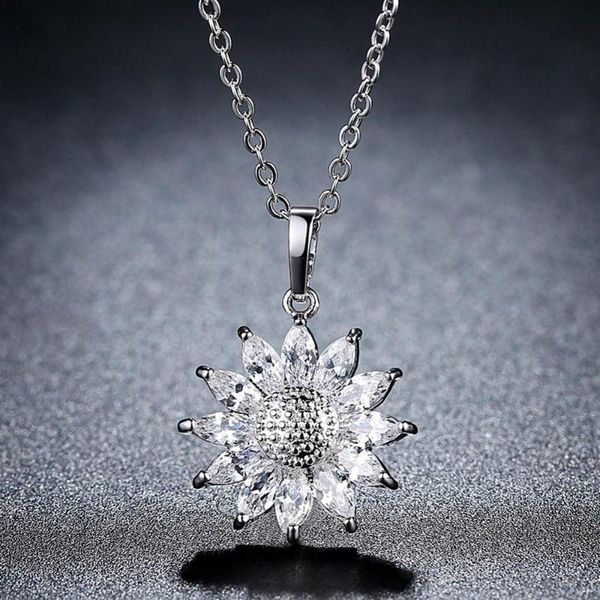 exquisite women's zircon pendant necklace sweater chain sun flower charm temperament neck decorative jewelry, Silver
exquisite women's zircon pendant necklace sweater chain sun flower charm temperament neck decorative jewelry, Silver