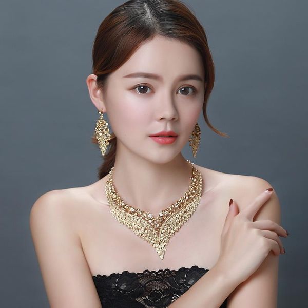 earrings & necklace fine 4 colors rhinestone elegant choke jewelry set luxury crystal earring and party, Silver
earrings & necklace fine 4 colors rhinestone elegant choke jewelry set luxury crystal earring and party, Silver