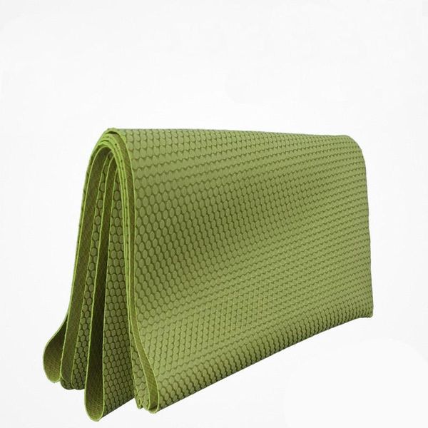 natural rubber 1.5mm travel ultra-thin folding portable pad non-slip yoga mat tapis yoga fitness mat esterilla
natural rubber 1.5mm travel ultra-thin folding portable pad non-slip yoga mat tapis yoga fitness mat esterilla