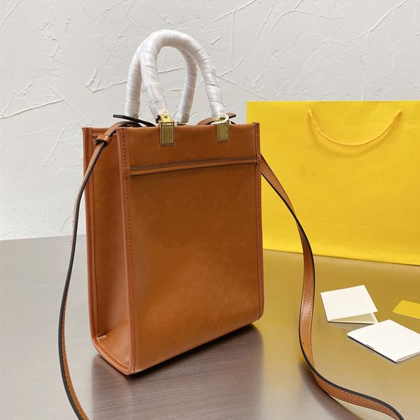 designer luxury handbag shoulder bags purses crossbody bag different colors genuine leather various styles fashion brand with original box s
designer luxury handbag shoulder bags purses crossbody bag different colors genuine leather various styles fashion brand with original box s