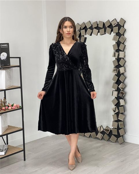 black short prom dresses tea length velvet a line robes de soiree v neck sequins long sleeves cocktail formal evening party gowns
black short prom dresses tea length velvet a line robes de soiree v neck sequins long sleeves cocktail formal evening party gowns