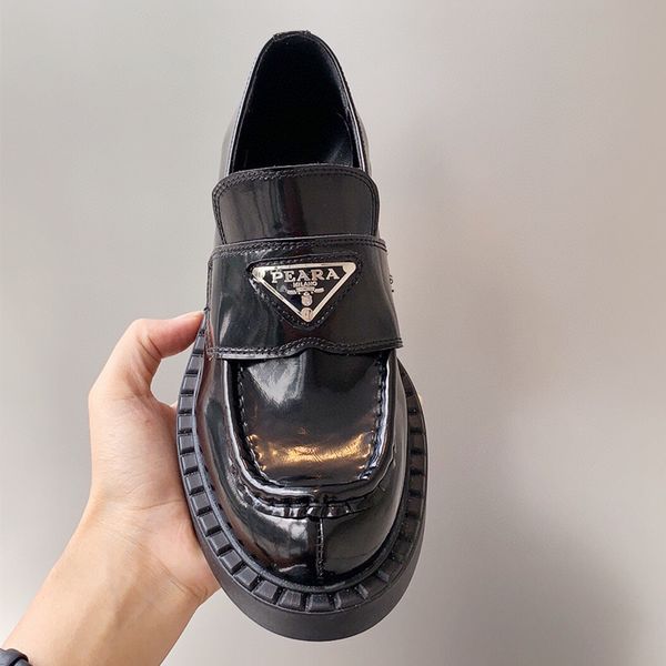 small leather shoes british style new round head triangular layer thick bottom increased one pedal lefu, Black
small leather shoes british style new round head triangular layer thick bottom increased one pedal lefu, Black