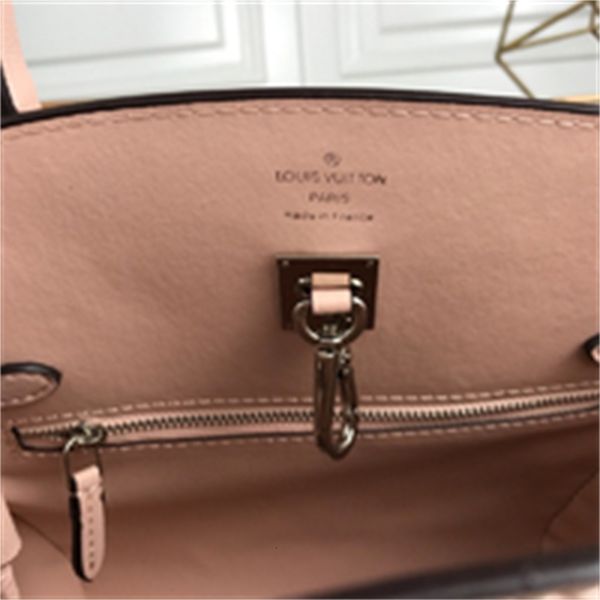 brand designer luxury kl9a m55026 luxury atmospheric shoulder bag nude pink women handbags iconic bags handles shoulder bags totes cross, Red;black
brand designer luxury kl9a m55026 luxury atmospheric shoulder bag nude pink women handbags iconic bags handles shoulder bags totes cross, Red;black