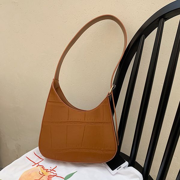 handbag bag women's underarm 2021 fashion embossed soft leather shoulder messenger, Black;red
handbag bag women's underarm 2021 fashion embossed soft leather shoulder messenger, Black;red